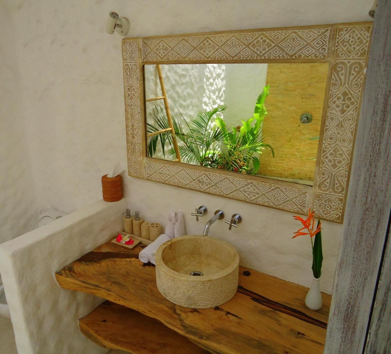 Rustic Charm Villa Gili Trawangan