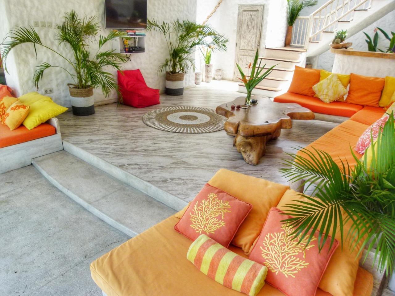 Villa Rustic Charm *